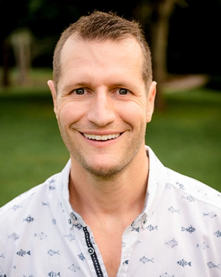 Dr. Eric Flesher